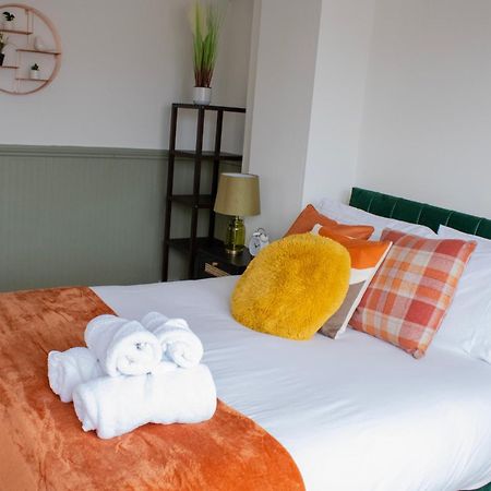 Harvard House, Stylish 3 Bedroom House In Solihull 5 Mins To The Nec, Bhx ,Jlr With Free Parking Birmingham Exteriér fotografie