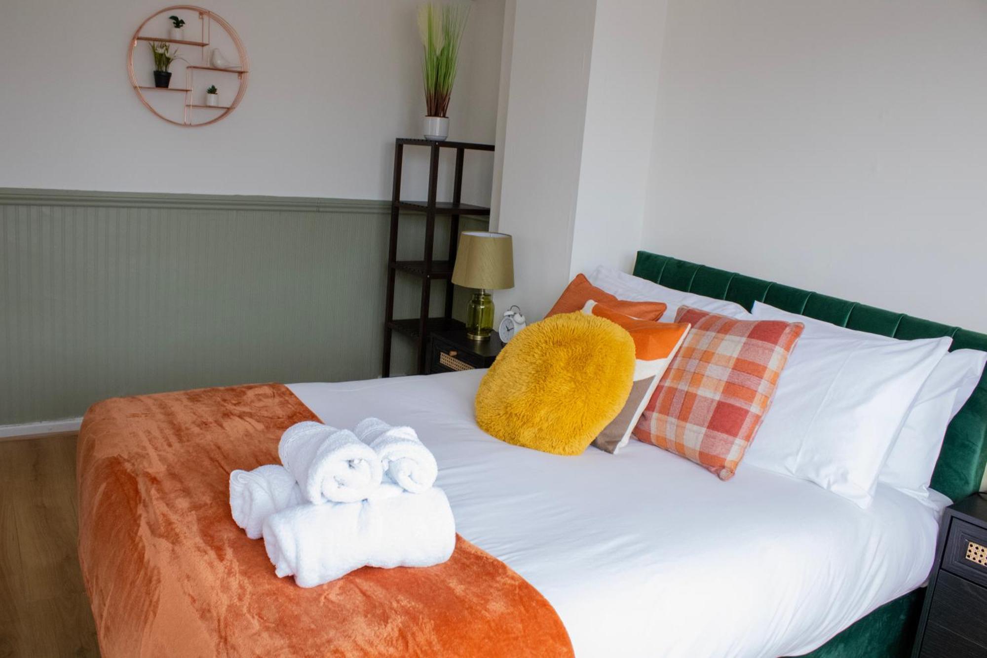 Harvard House, Stylish 3 Bedroom House In Solihull 5 Mins To The Nec, Bhx ,Jlr With Free Parking Birmingham Exteriér fotografie