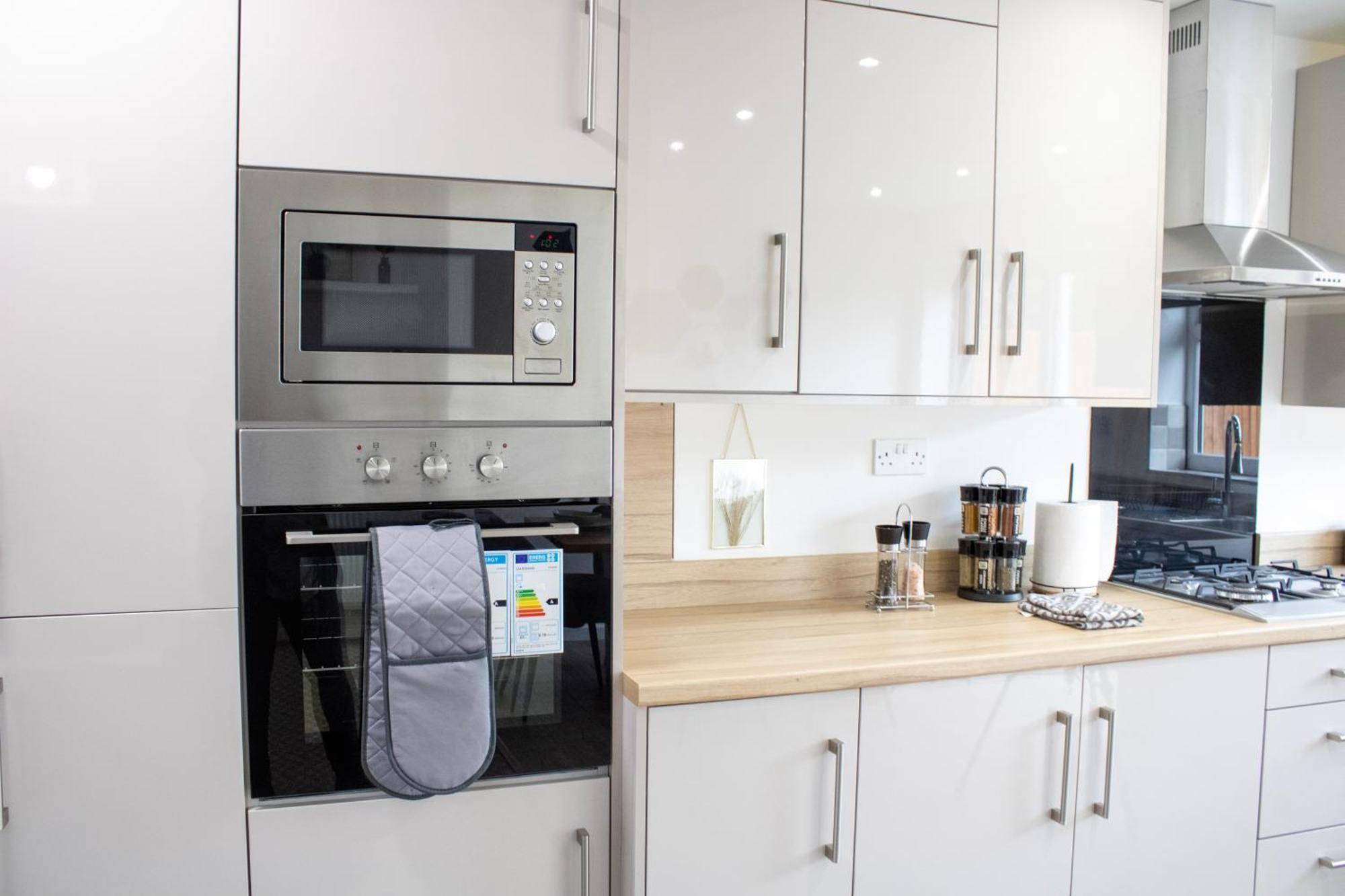 Harvard House, Stylish 3 Bedroom House In Solihull 5 Mins To The Nec, Bhx ,Jlr With Free Parking Birmingham Exteriér fotografie