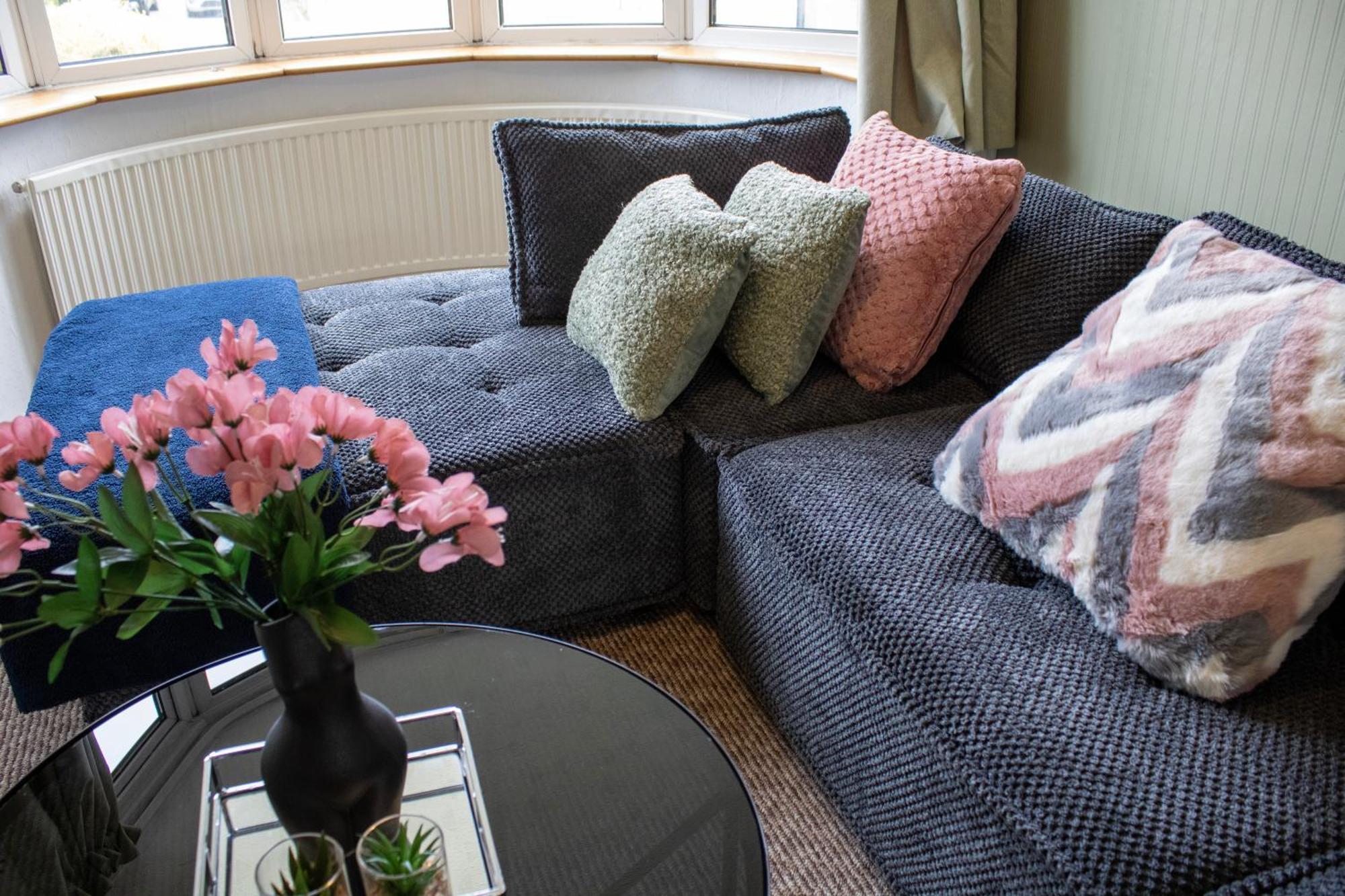 Harvard House, Stylish 3 Bedroom House In Solihull 5 Mins To The Nec, Bhx ,Jlr With Free Parking Birmingham Exteriér fotografie
